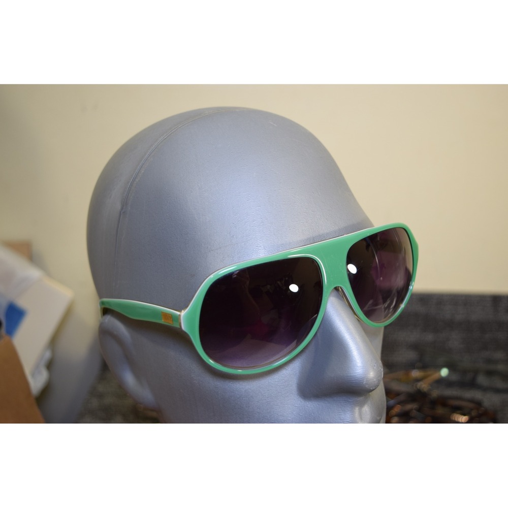 Vintage 80's Gotz Switzerland Aviator Gradient Tint Sunglasses Mint Green